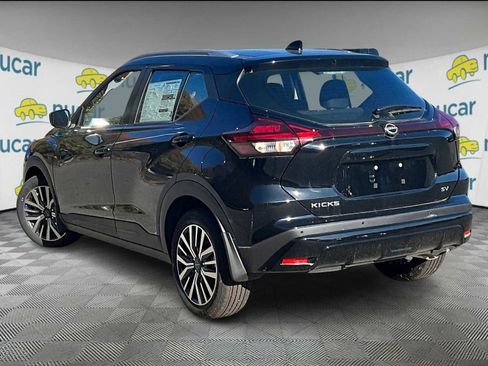 New 2024 Nissan Kicks SV image 4