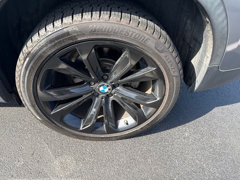 Used 2018 BMW X6 sDrive35i w/ Driving Assistance Package RWD image 16