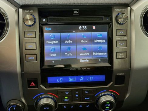 Used 2017 Toyota Tundra Platinum AWD/4WD image 16