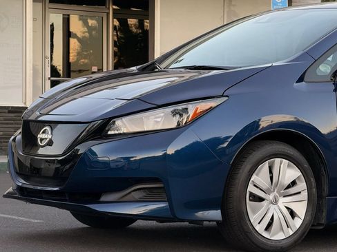 Used 2023 Nissan Leaf S FWD image 4