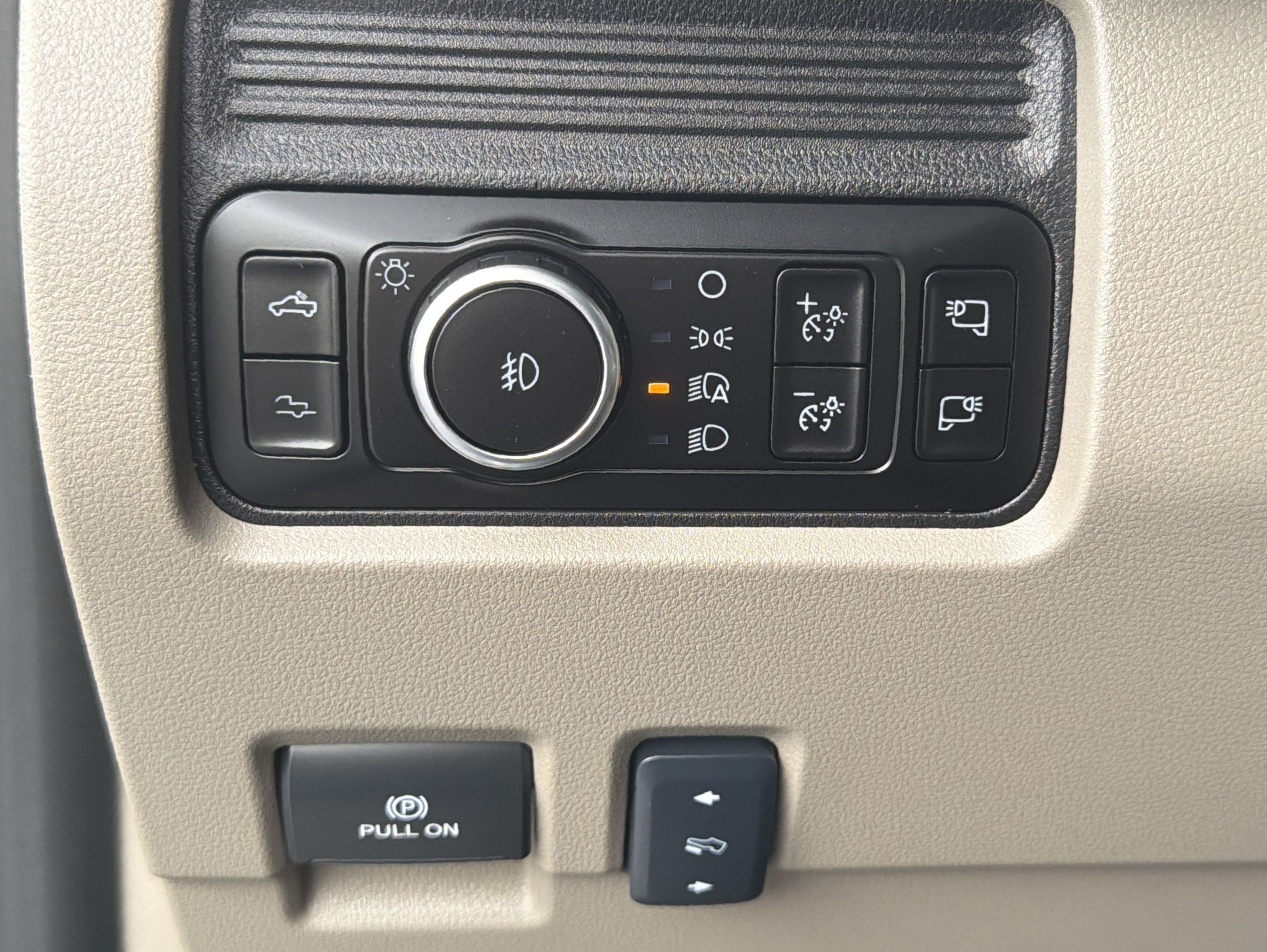 Used 2026 Ford F450 Platinum w/ Platinum Plus Package AWD/4WD image 31