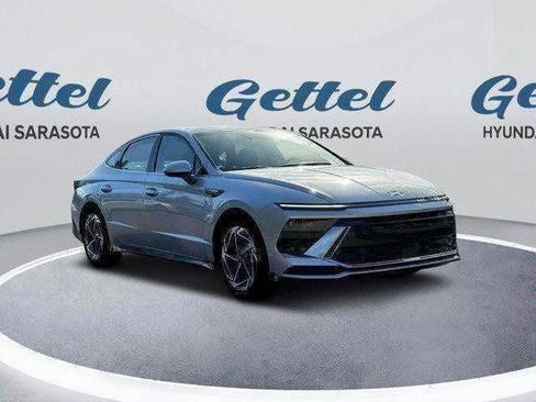 New 2025 Hyundai Sonata SEL image 11