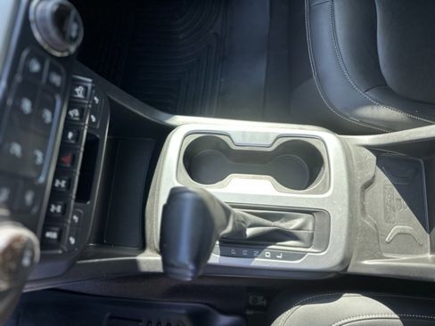 Used 2019 Chevrolet Colorado ZR2 image 21