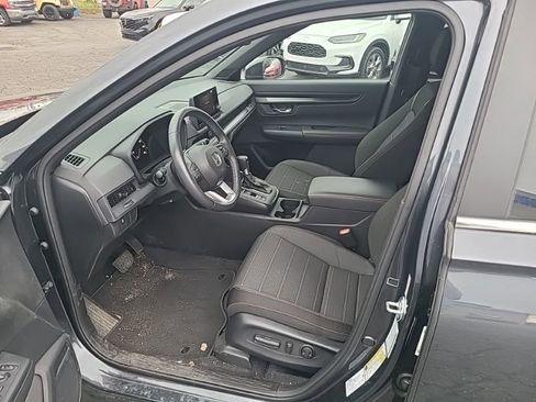 Used 2025 Honda CR-V Sport image 13
