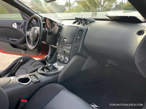 Used 2013 Nissan 370Z Touring 2dr Coupe 6M image 24