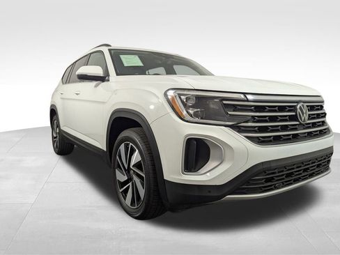 Used 2024 Volkswagen Atlas SE image 54