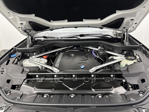 New 2026 BMW X5 xDrive40i w/ M Sport Package image 20