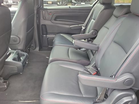 Certified 2023 Honda Odyssey Sport image 15