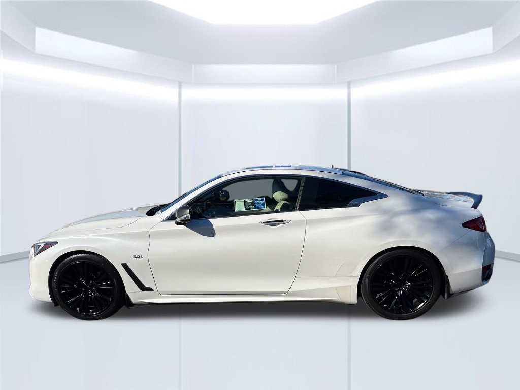 Used 2017 INFINITI Q60 3.0t w/ Premium Plus Package 3.0T RWD image 2