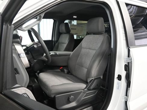 New 2026 Ford F450 XL w/ XL Chrome Package RWD image 11