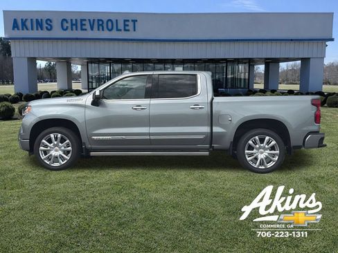 New 2026 Chevrolet Silverado 1500 High Country AWD/4WD image 8