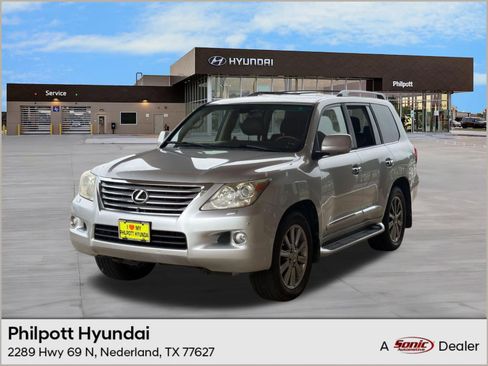 Used 2011 Lexus LX 570 4WD w/ Luxury Pkg image 1