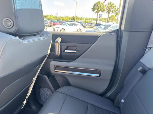 Used 2025 GMC Hummer EV 3X AWD/4WD image 14