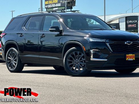 Used 2022 Chevrolet Traverse RS w/ LPO, Cargo Package AWD/4WD image 1