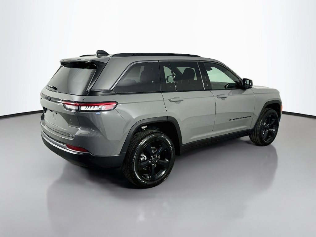 New 2027 Jeep Grand Cherokee Limited AWD/4WD image 7