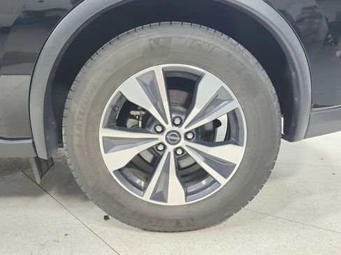 Used 2023 Nissan Murano SV FWD image 13