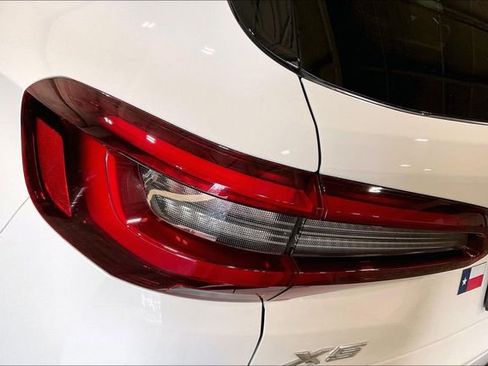Used 2021 BMW X5 xDrive40i w/ Convenience Package AWD/4WD image 32
