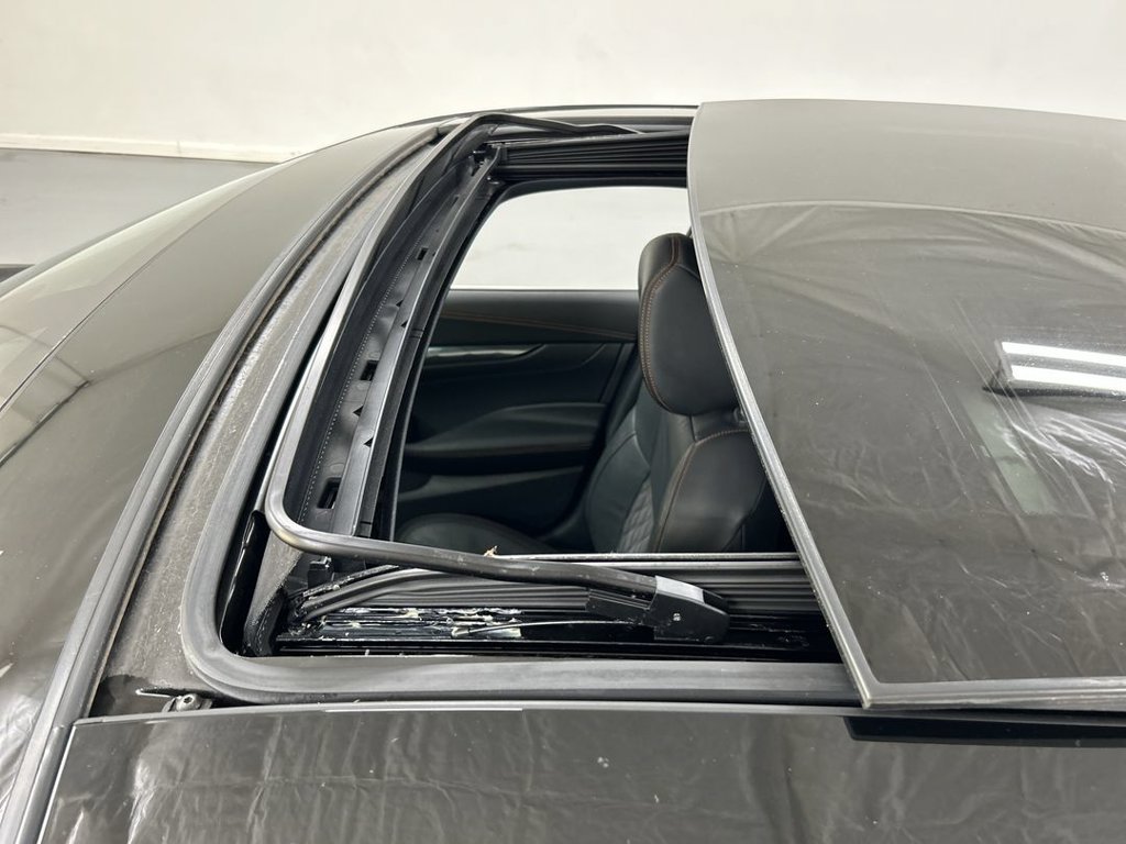 Used 2020 Nissan Maxima SR w/ Sport Mat Group FWD image 20