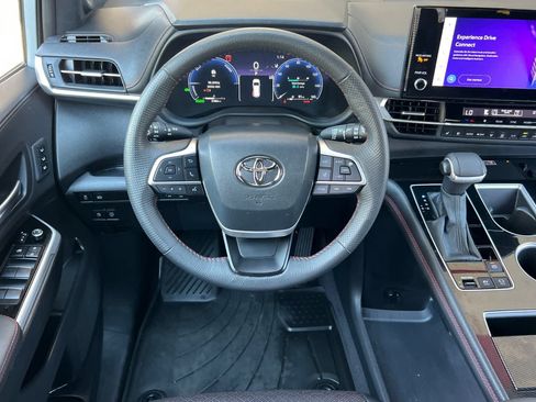 Certified 2025 Toyota Sienna XSE w/ XSE Premium Package AWD/4WD image 15
