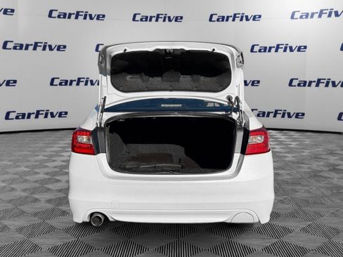 Used 2017 Subaru Legacy 2.5i Limited image 11