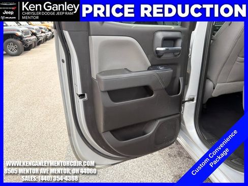 Used 2018 Chevrolet Silverado 1500 Custom w/ Custom Value Package AWD/4WD image 18