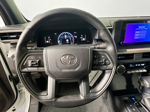 New 2026 Toyota Tacoma SR5 RWD image 17