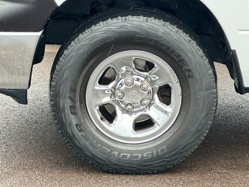 Used 2011 RAM 1500 ST w/ SXT Appearance Group AWD/4WD image 24