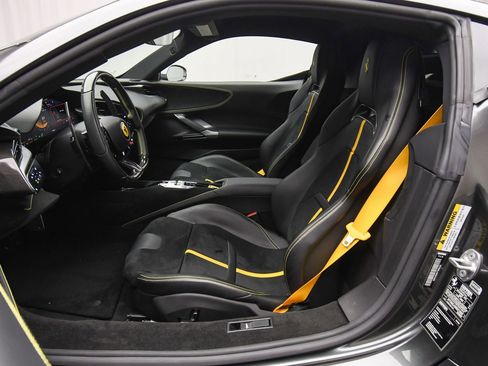 Used 2022 Ferrari SF90 Stradale image 16