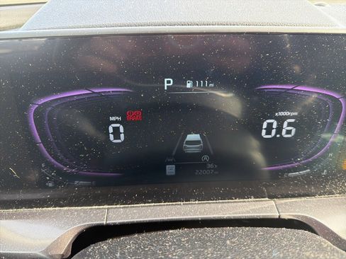 Used 2025 Kia Telluride S image 11