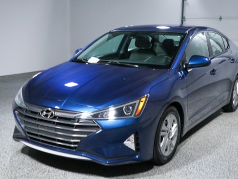 Used 2019 Hyundai Elantra SEL FWD image 29
