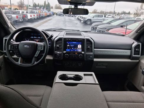 Used 2020 Ford F250 XLT image 6