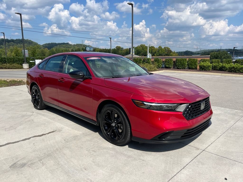 Used 2025 Honda Accord SE image 30