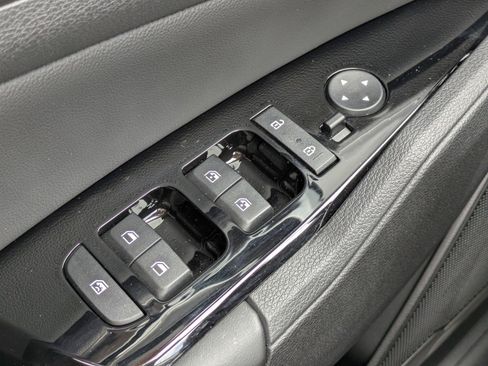 Certified 2024 Kia Sportage EX image 18