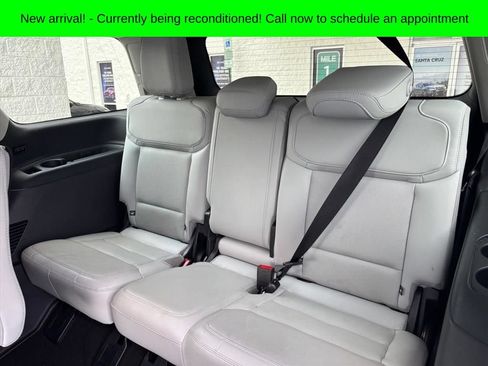 Used 2025 Ford Expedition Platinum AWD/4WD image 11
