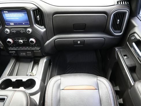 Used 2020 GMC Sierra 1500 AT4 w/ AT4 Premium Package AWD/4WD image 38