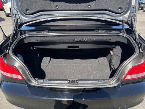 Used 2011 BMW 135i Convertible image 13