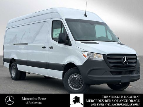 Used 2023 Mercedes-Benz Sprinter 3500 image 1
