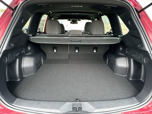 New 2026 Subaru Forester Premium AWD/4WD image 32