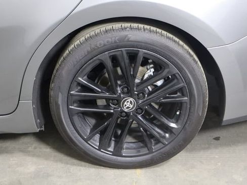 Used 2025 Toyota Camry SE w/ Convenience Package FWD image 40