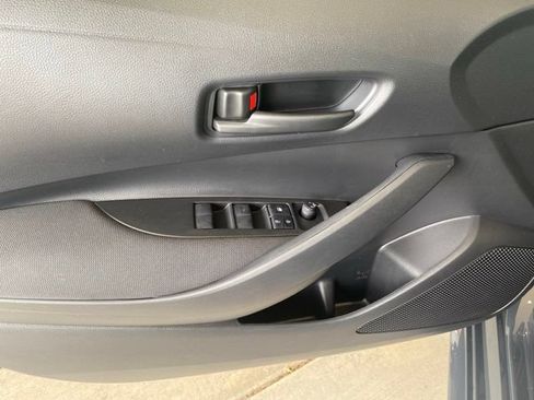Certified 2025 Toyota Corolla LE AWD/4WD image 17