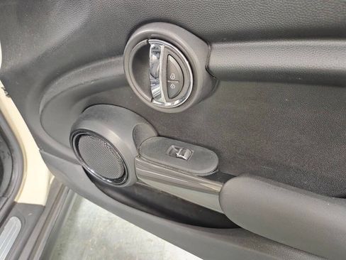 Used 2016 MINI Cooper 2-Door Hardtop FWD image 39