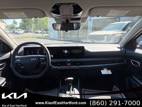 New 2026 Kia K4 FWD image 22