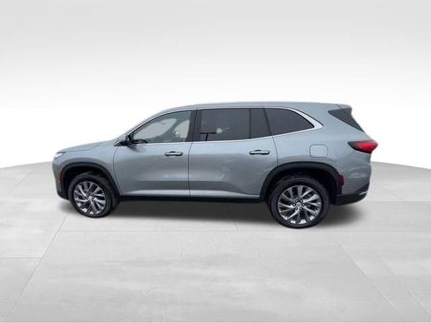 Used 2025 Buick Enclave Preferred AWD/4WD image 10