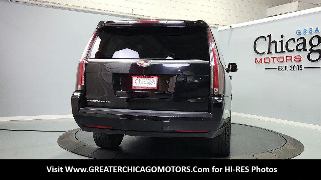 Used 2017 Cadillac Escalade ESV Luxury AWD/4WD image 7