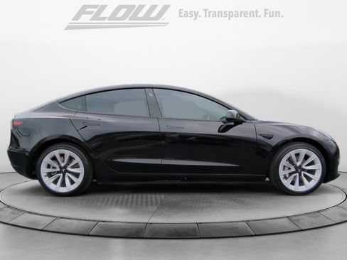 Used 2022 Tesla Model 3 Long Range image 10