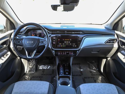 Used 2023 Chevrolet Bolt EUV Premier image 12