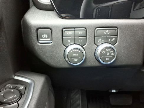 New 2026 GMC Sierra 1500 Elevation w/ X31 Off-Road Package image 18