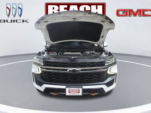 Used 2022 Chevrolet Suburban Z71 w/ Z71 Off-Road Package AWD/4WD image 9