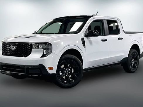 New 2026 Ford Maverick XLT w/ Equipment Group 301A AWD/4WD image 2