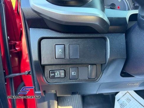 Used 2021 Toyota Tacoma SR5 image 39